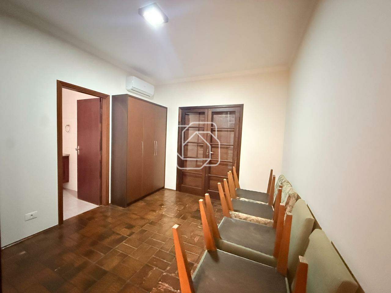 Casa de Condomínio à venda em Itu - SP - Condomínio Santa Inês: