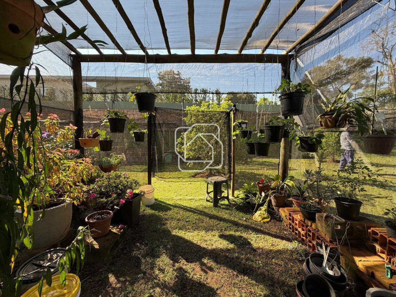 Casa de Condomínio à venda em Indaiatuba - SP - Vale das Laranjeiras: Área externa