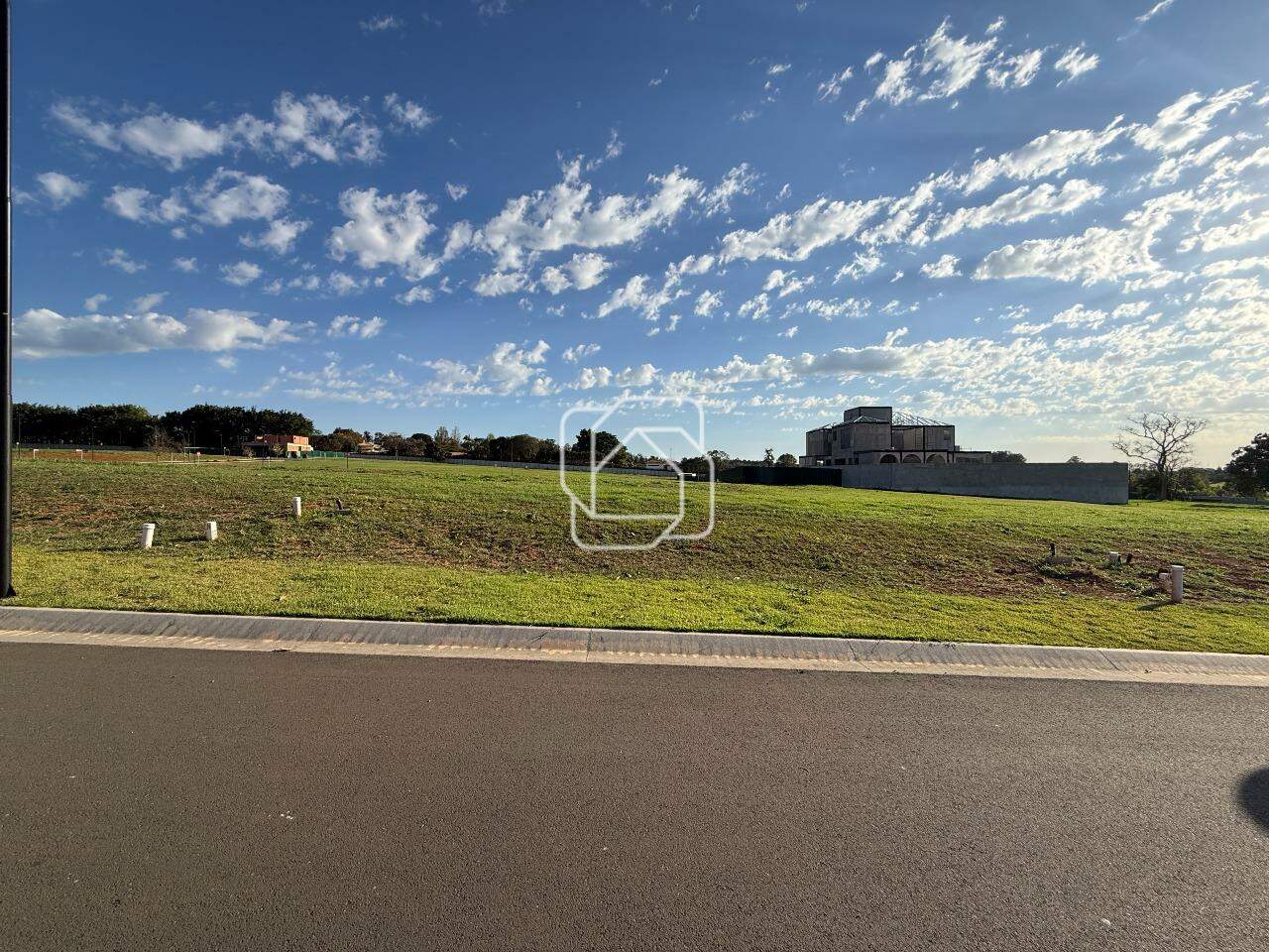 Terreno à venda em Indaiatuba - SP - Jardim Residencial Reserva Itanhangá: Visão geral do terreno