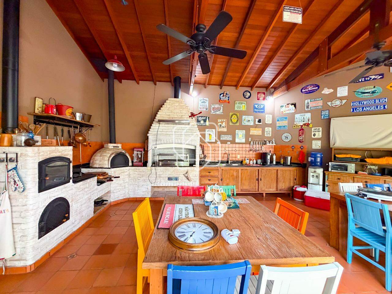 Casa de Condomínio à venda em Salto - SP - Condomínio Monte Belo: 