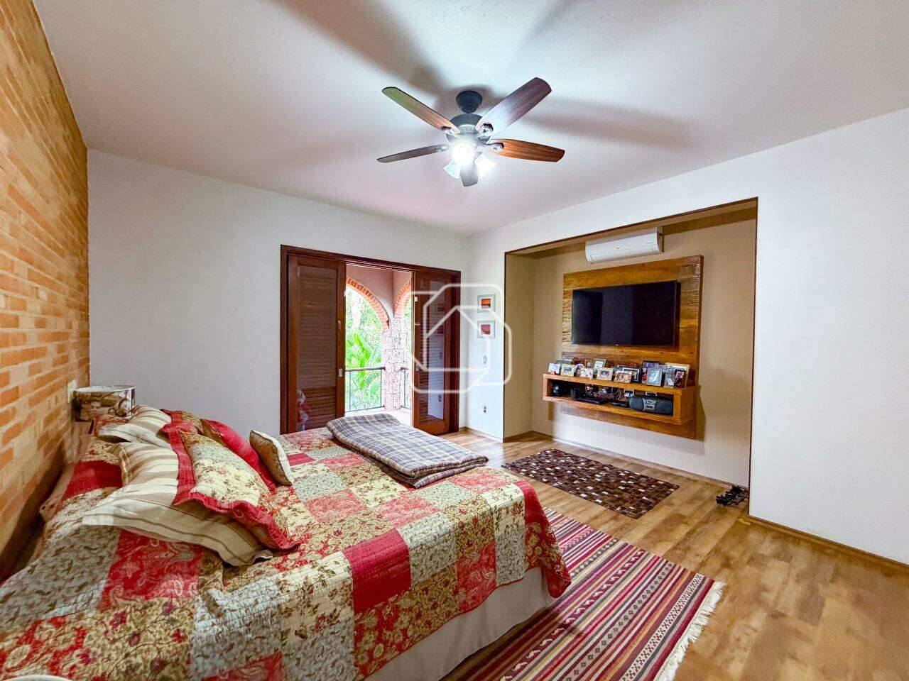 Casa de Condomínio à venda em Salto - SP - Condomínio Monte Belo: