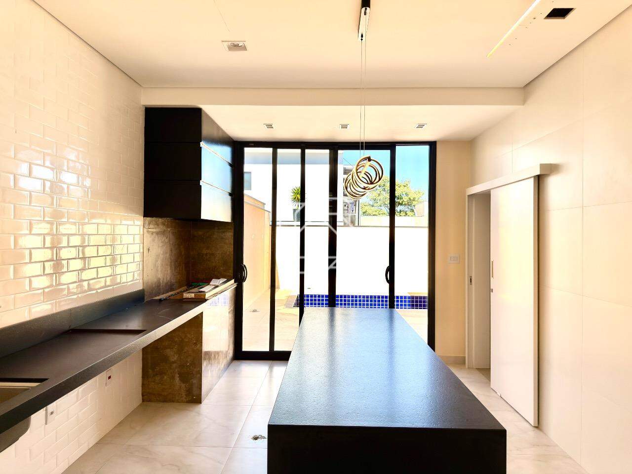 Casa de Condomínio à venda em Itu - SP - Condomínio Residencial Mont Blanc: Cozinha integrada