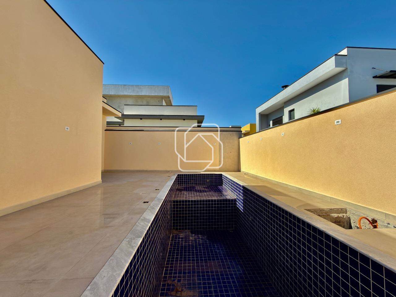 Casa de Condomínio à venda em Itu - SP - Condomínio Residencial Mont Blanc: Área da piscina