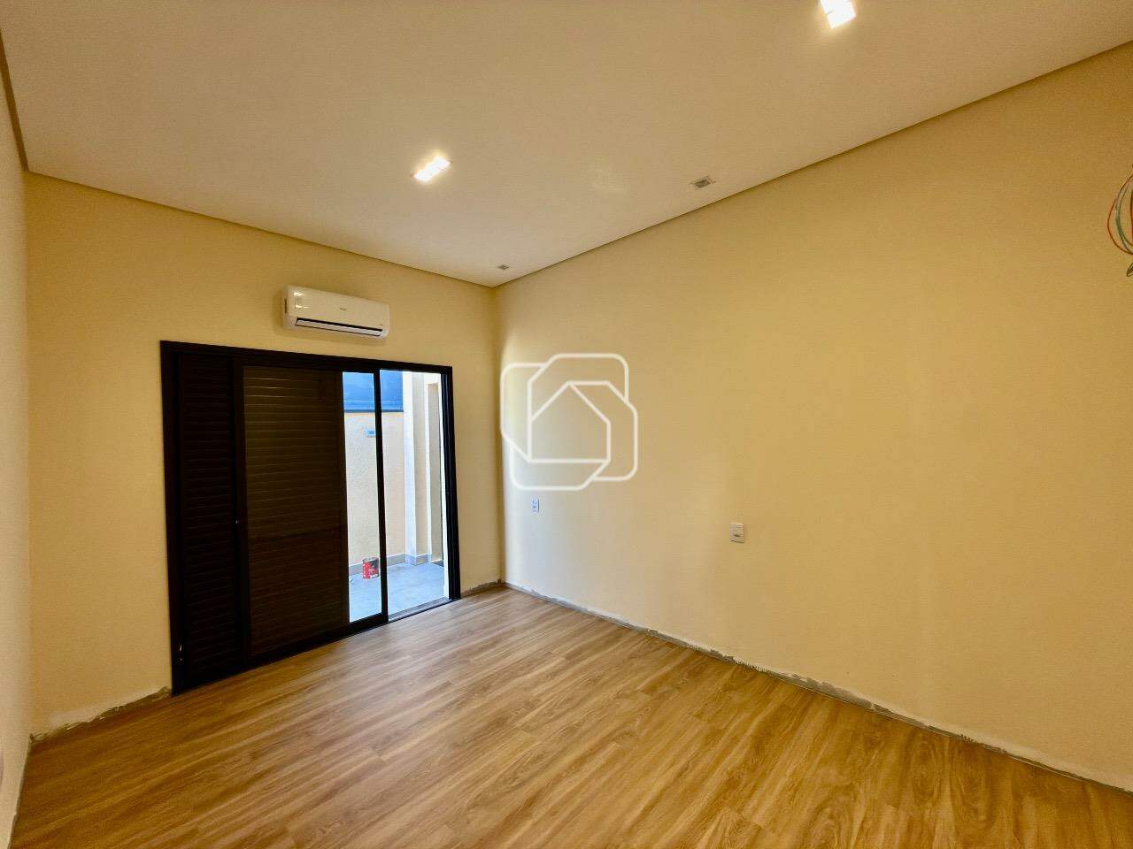 Casa de Condomínio à venda em Itu - SP - Condomínio Residencial Mont Blanc: Dormitório
