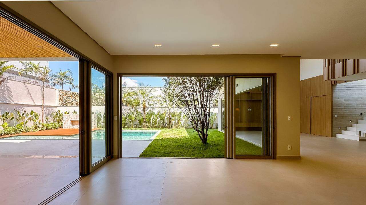 Casa de Condomínio à venda em Indaiatuba - SP - Parque Villa dos Pinheiros: Ambientes integrados
