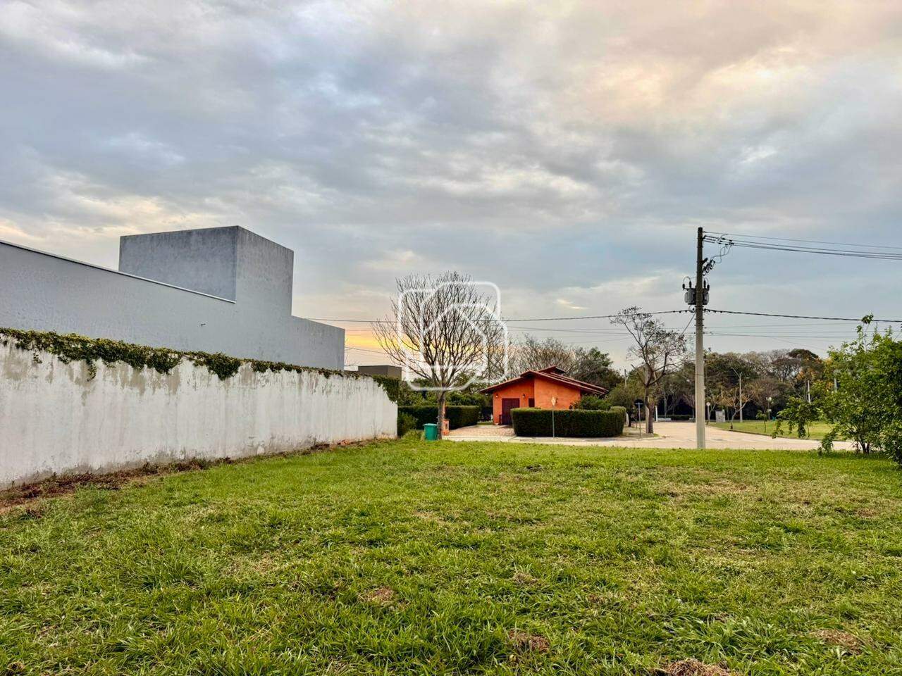 Terreno à venda em Itu - SP - Condomínio UNA: Visão ampla do terreno