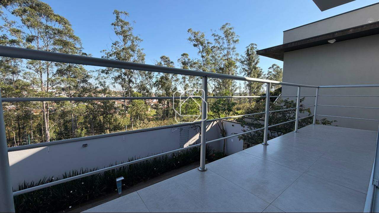 Casa de Condomínio à venda em Salto - SP - Residencial Central Parque: Varanda