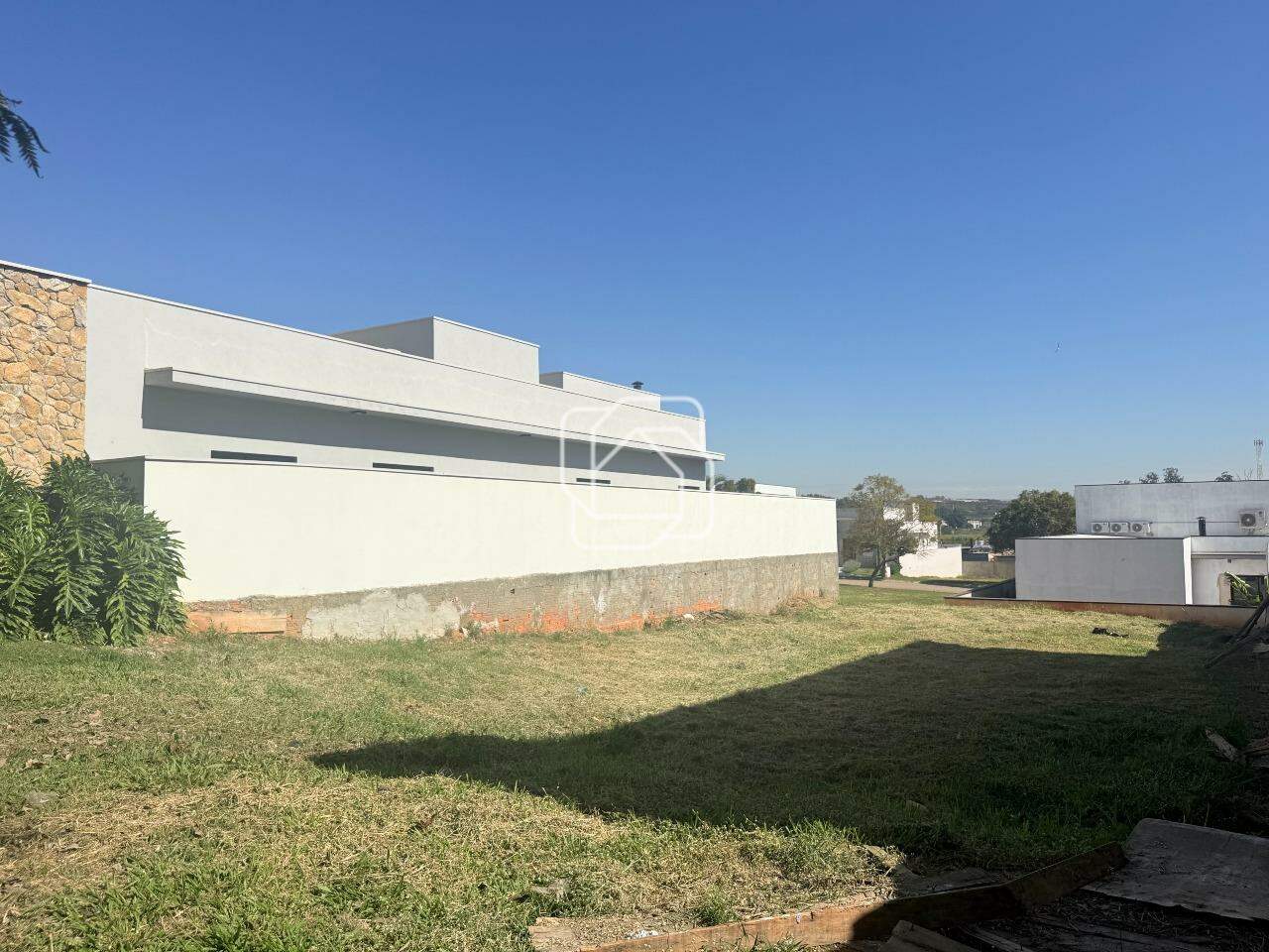 Terreno à venda em Itu - SP - Condomínio UNA: Visão ampla do terreno