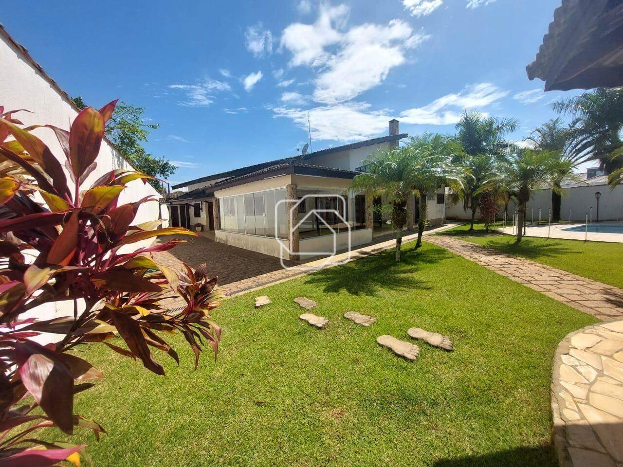 Casa de Condomínio à venda em Itu - SP - Parque Village Castelo: Área externa
