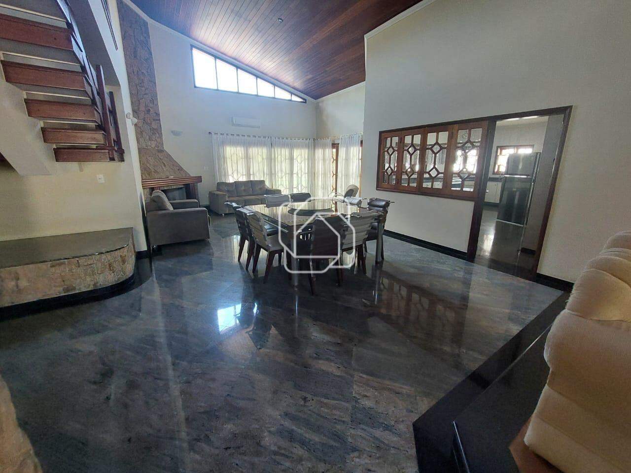 Casa de Condomínio à venda em Itu - SP - Parque Village Castelo: Salas integradas