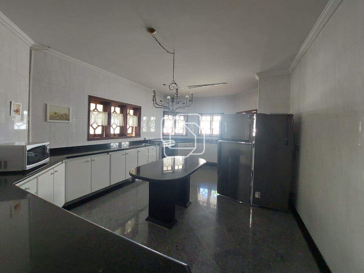 Casa de Condomínio à venda em Itu - SP - Parque Village Castelo: Cozinha