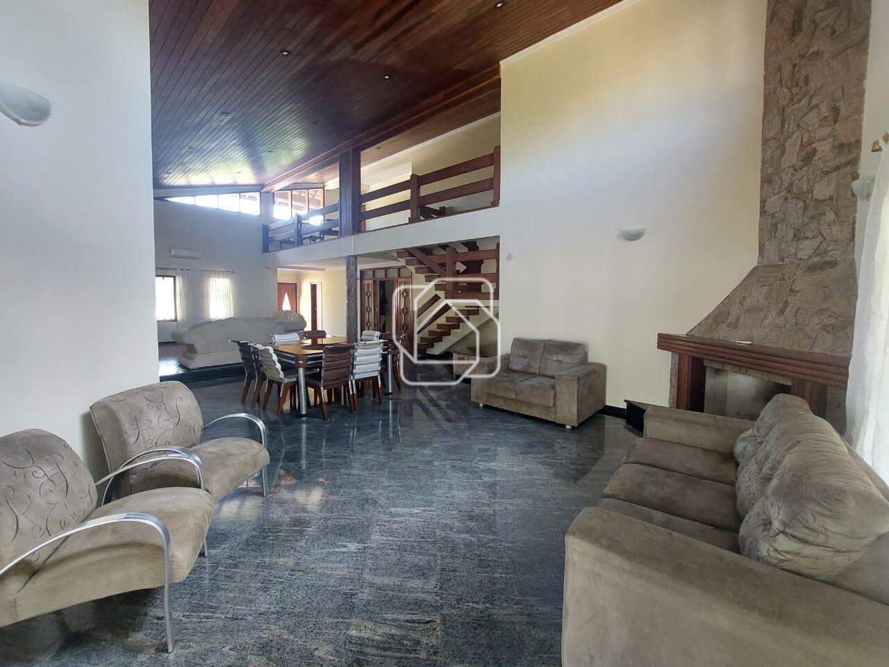 Casa de Condomínio à venda em Itu - SP - Parque Village Castelo: Salas integradas