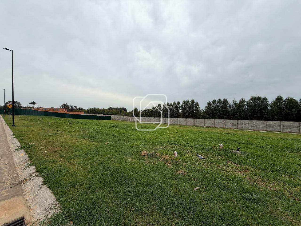 Terreno à venda em Indaiatuba - SP - Jardim Residencial Reserva Itanhangá: Visão geral do terreno