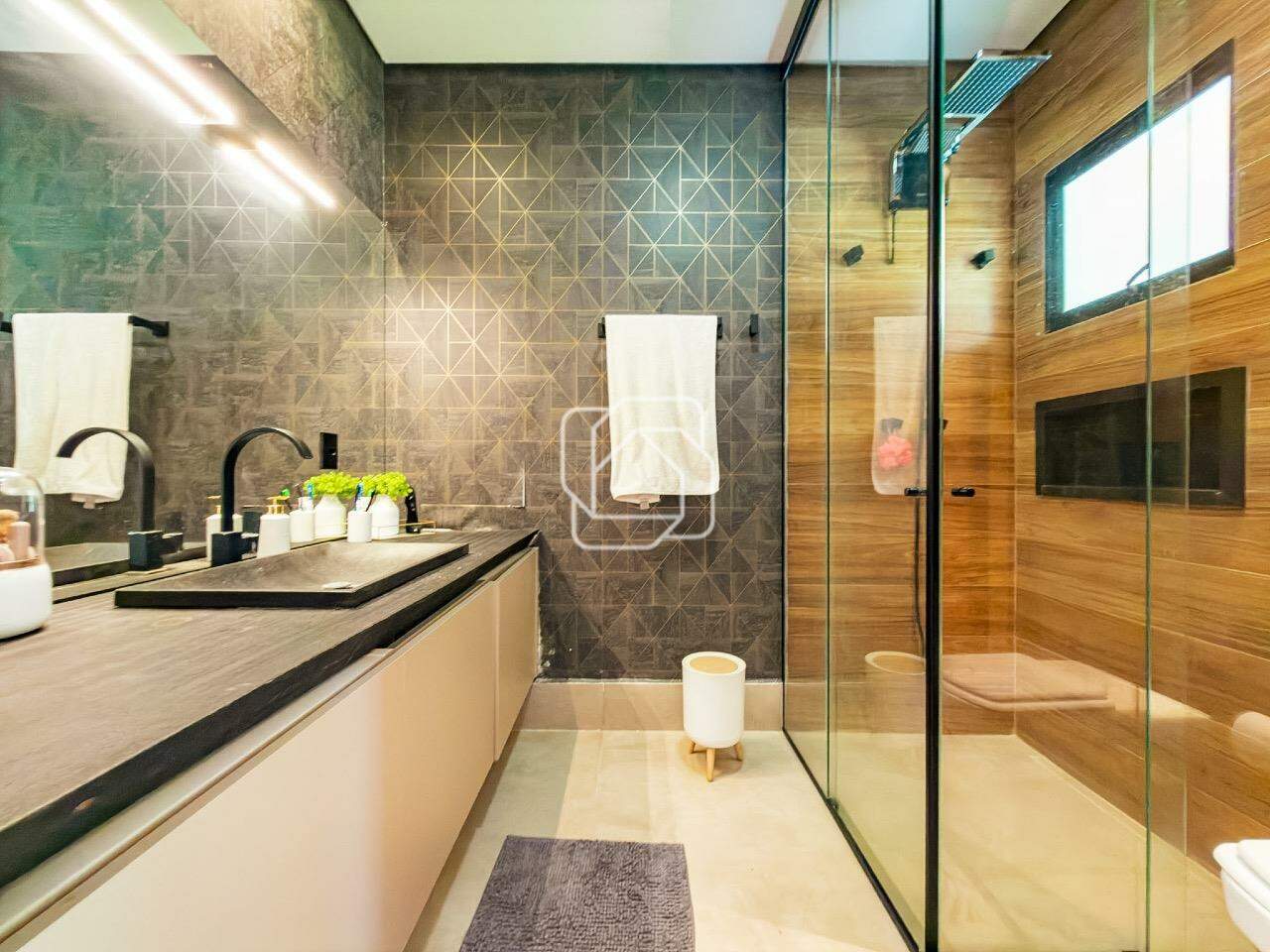 Casa de Condomínio à venda em Salto - SP - Residencial Primavera: Banheiro