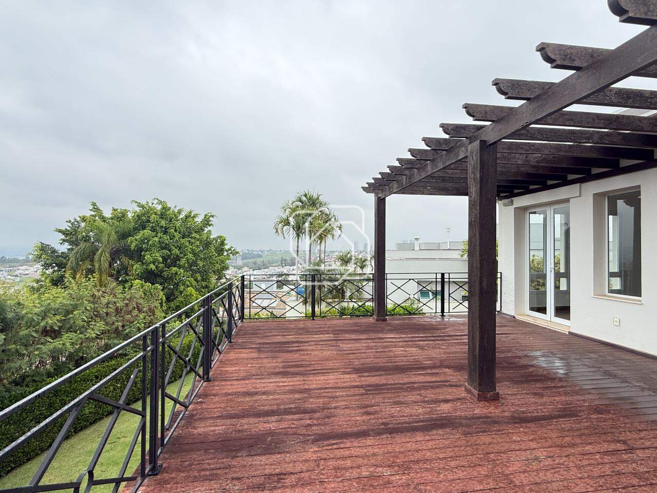 Casa de Condomínio à venda em Indaiatuba - SP - Helvetia Park: Deck