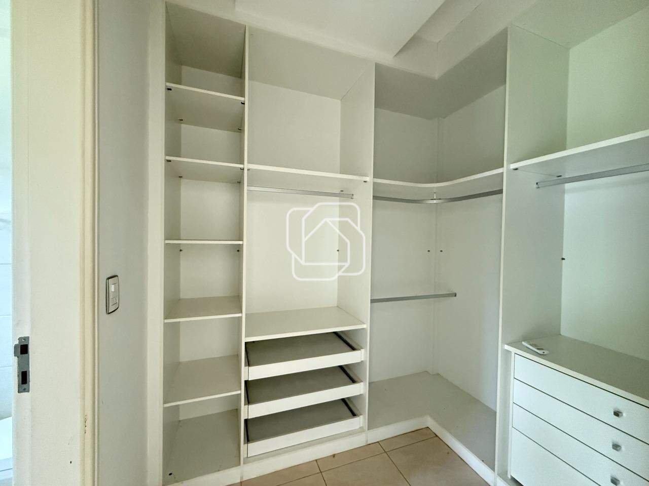 Casa de Condomínio à venda em Indaiatuba - SP - Helvetia Park: Closet