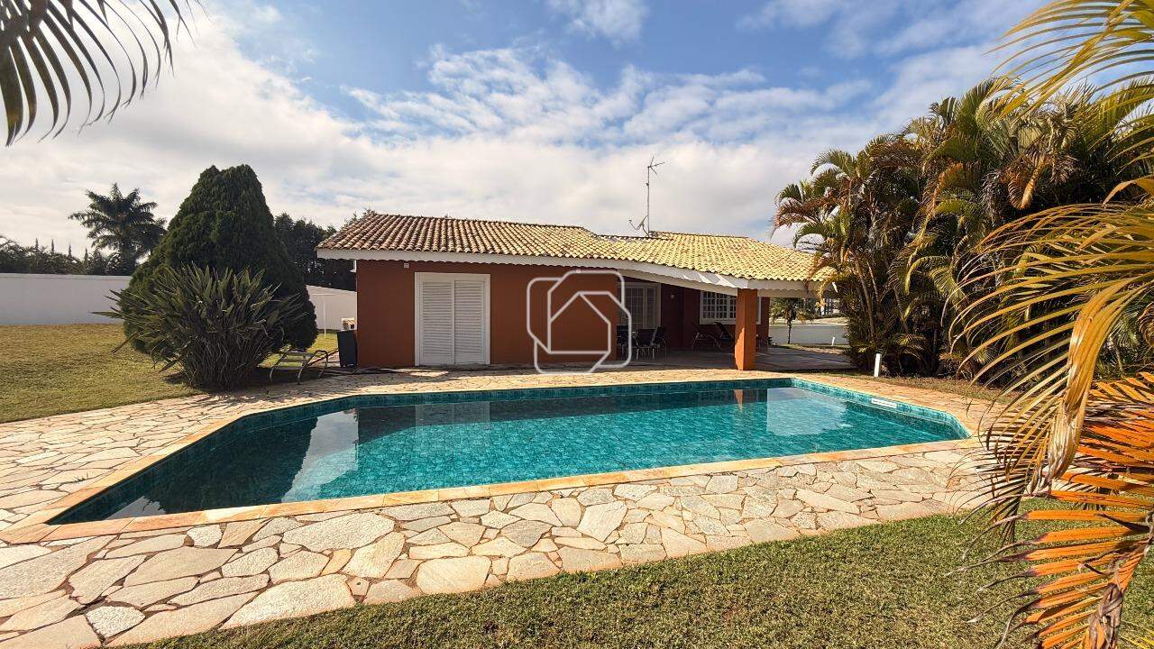 Casa de Condomínio à venda em Itu - SP - Parque Village Castelo: Área da piscina