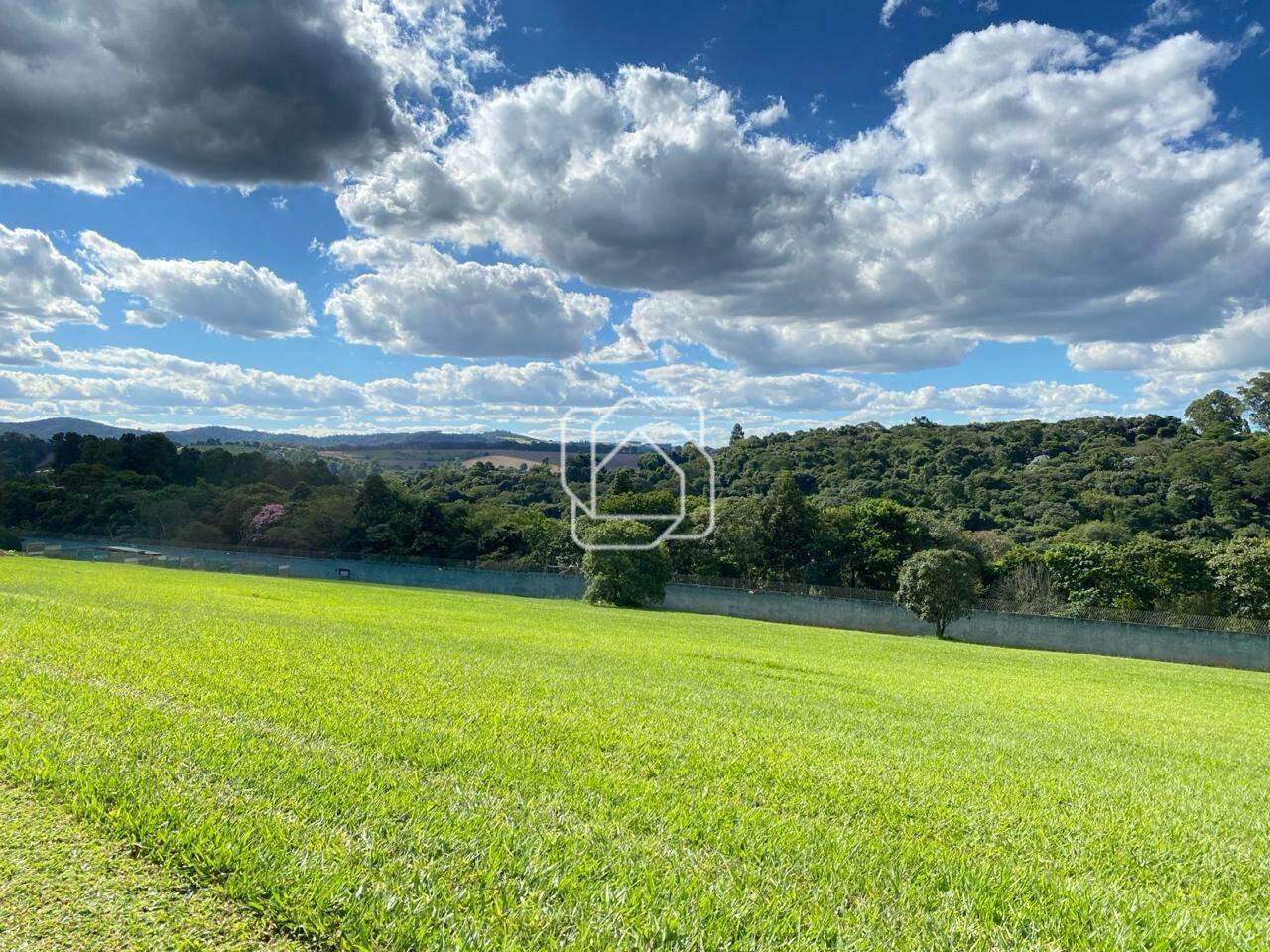 Terreno à venda em Bragança Paulista - SP - Condomínio Quinta da Baroneza II: 