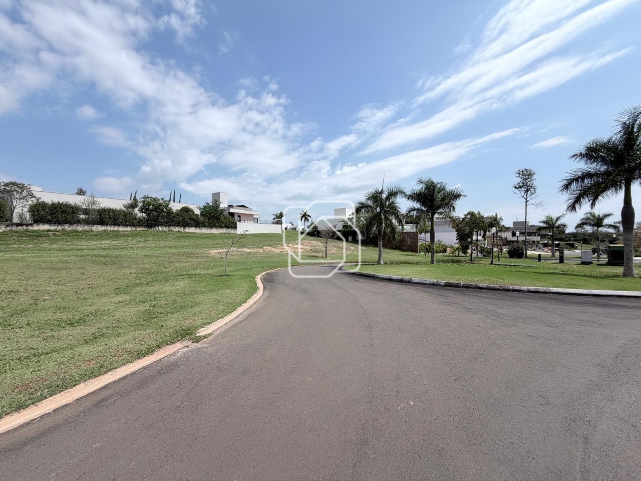 Terreno à venda em Itu - SP - Condomínio Villas do Golfe: Visão geral do terreno