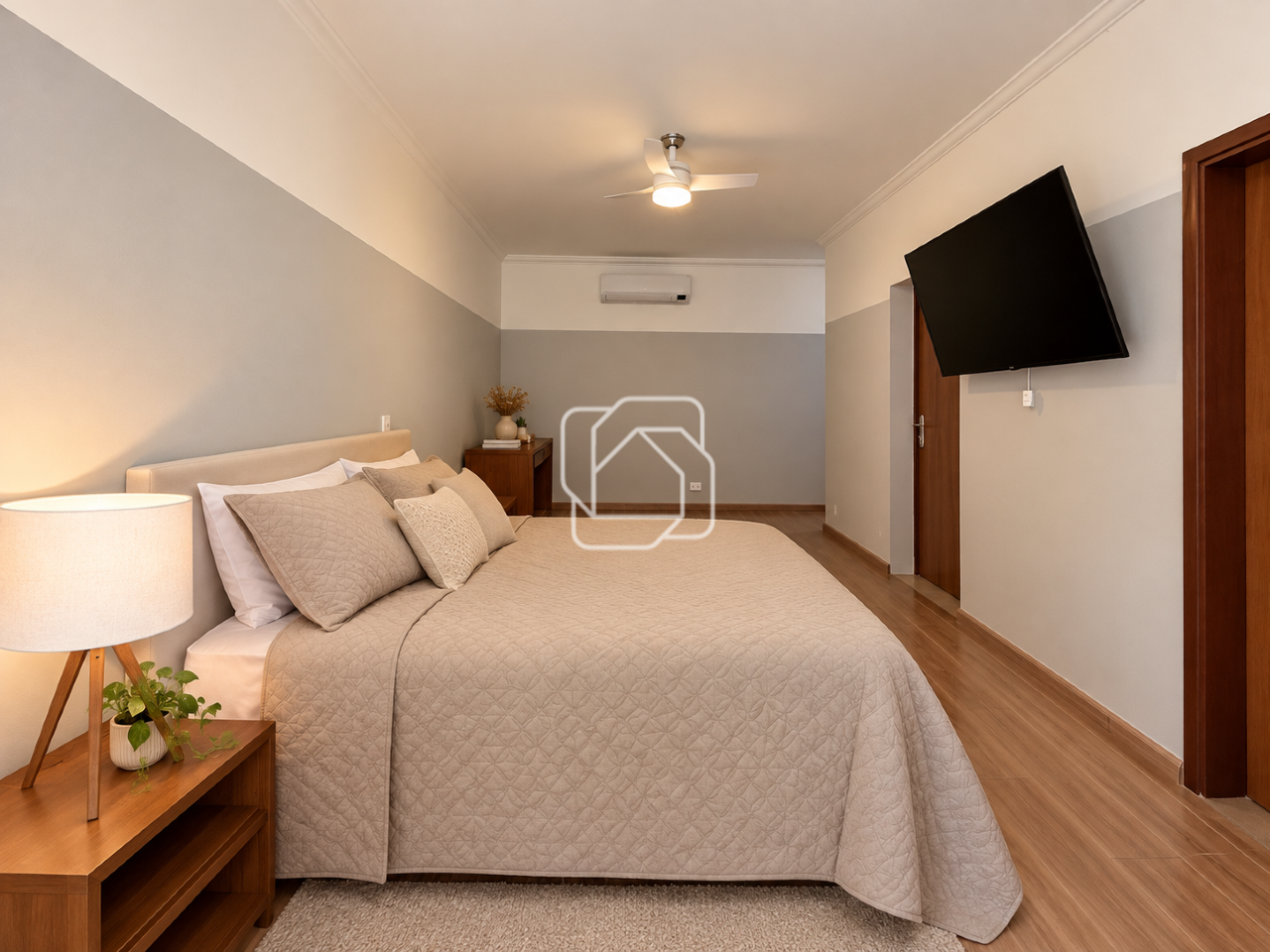Casa de Condomínio à venda em Salto - SP - Haras Paineiras: Quarto