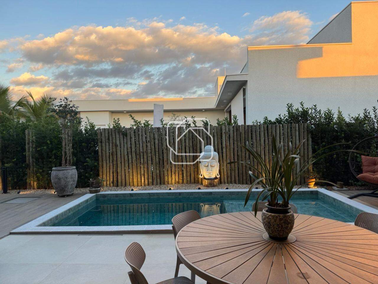 Casa de Condomínio à venda em Salto - SP - Residencial Primavera II: Área da piscina