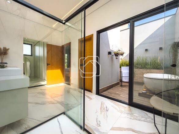 Casa de Condomínio à venda em Salto - SP - Residencial Primavera II: Banheiro