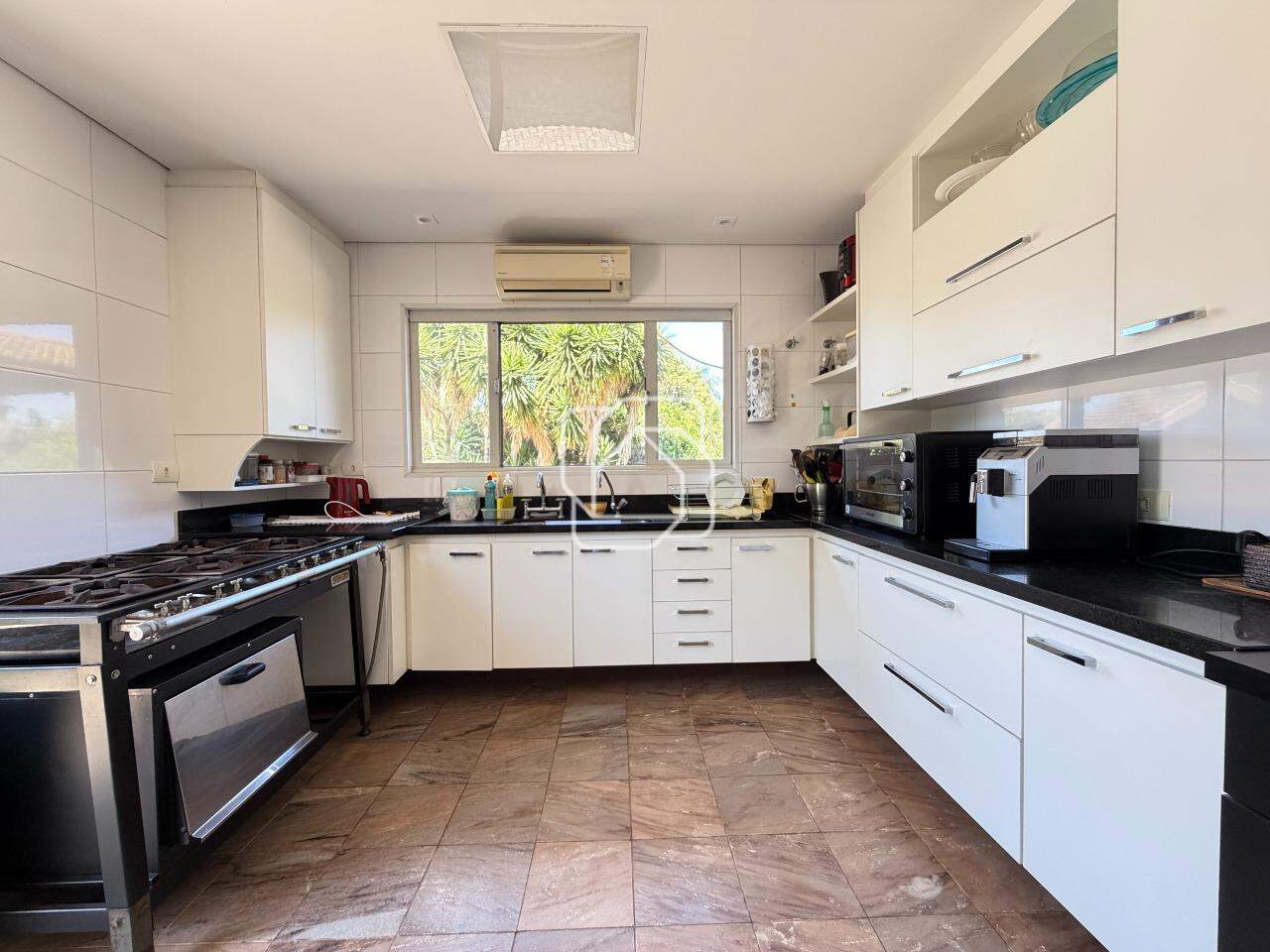 Casa de Condomínio à venda em Indaiatuba - SP - Vale das Laranjeiras: Cozinha
