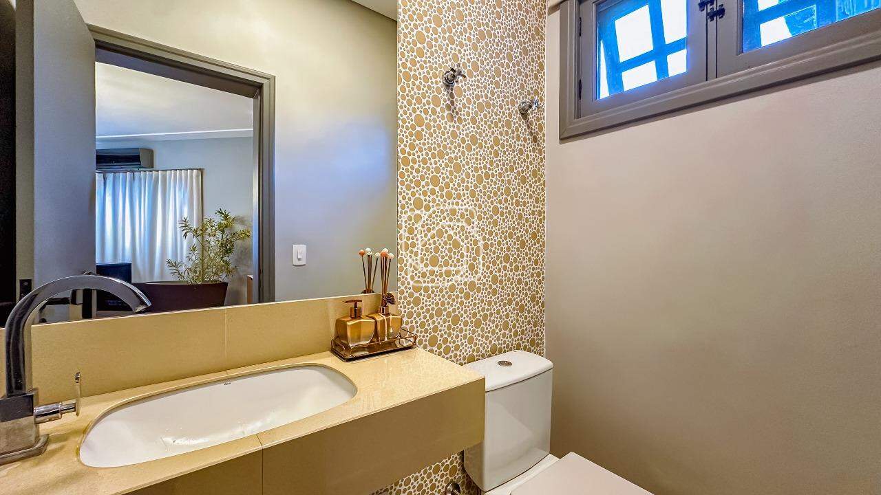 Casa de Condomínio à venda em Indaiatuba - SP - Recanto das Flores: Lavabo
