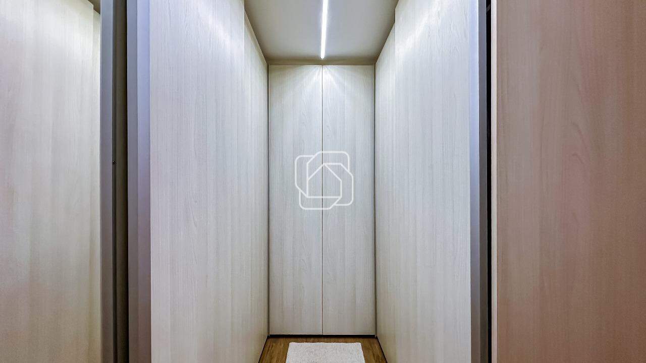 Casa de Condomínio à venda em Indaiatuba - SP - Recanto das Flores: Closet