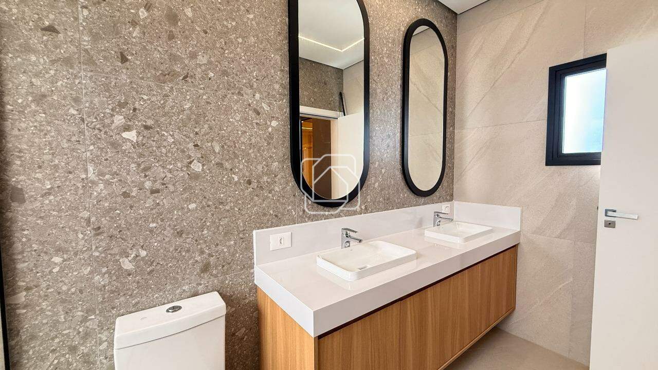Casa de Condomínio à venda em Indaiatuba - SP - Jardim Residencial Dona Maria Cândida: Banheiro