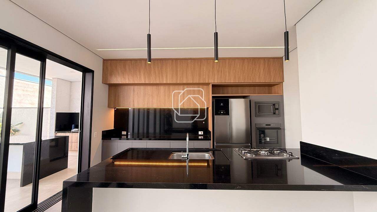 Casa de Condomínio à venda em Indaiatuba - SP - Jardim Residencial Dona Maria Cândida: Cozinha integrada