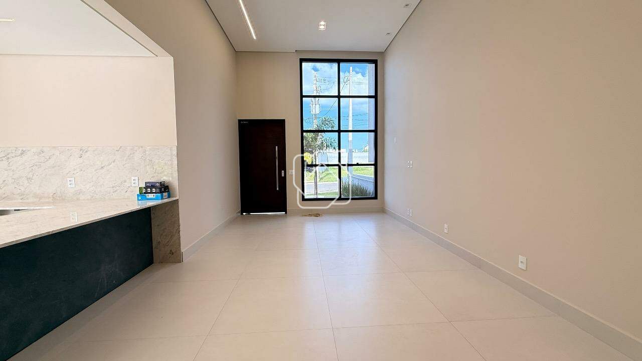 Casa de Condomínio à venda em Indaiatuba - SP - Residencial Evidências: Sala de estar