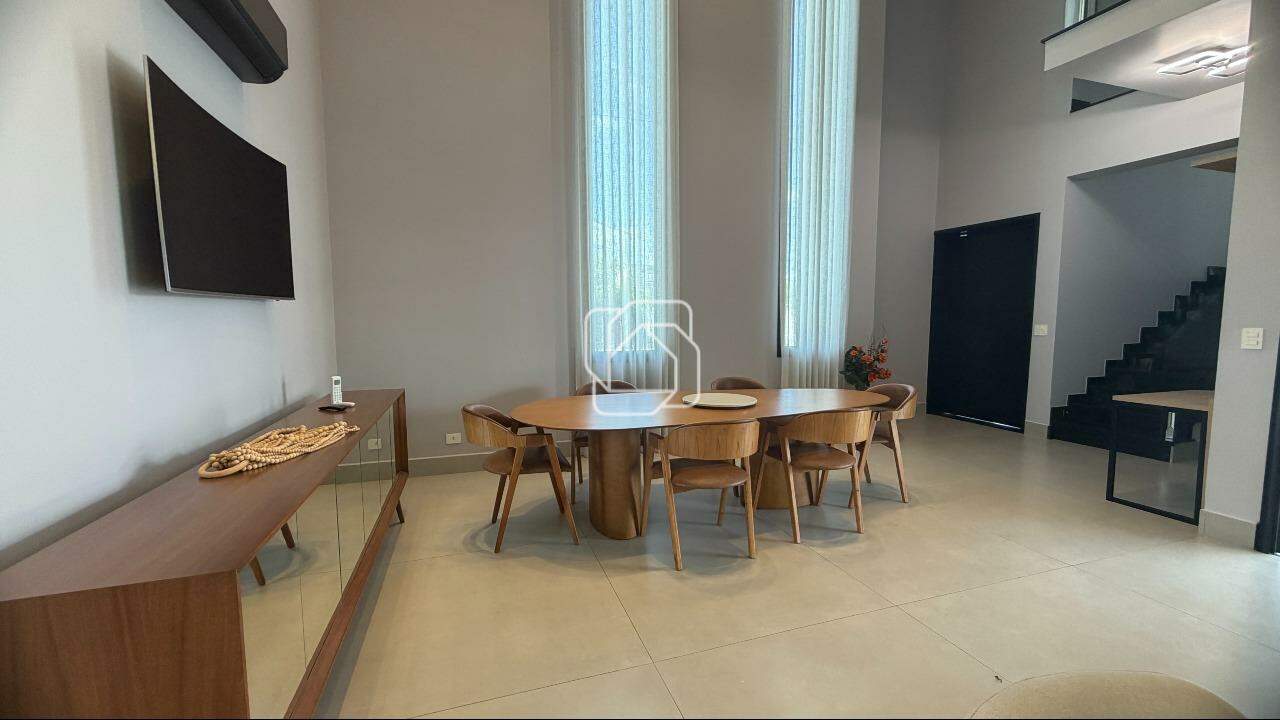 Casa de Condomínio à venda em Salto - SP - Residencial Central Parque: Salas integradas