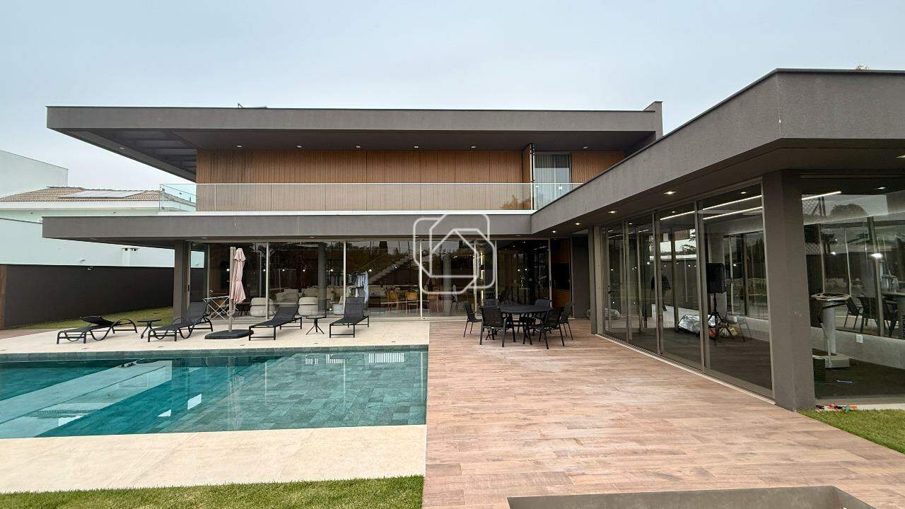 Casa de Condomínio à venda em Itu - SP - Parque Village Castelo: Área da piscina