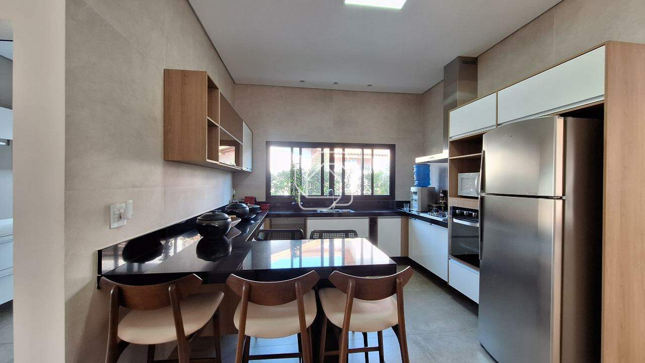Casa de Condomínio à venda em Salto - SP - Terras de Mont Serrat: Cozinha