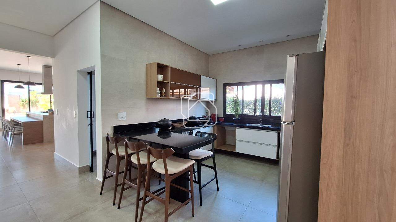 Casa de Condomínio à venda em Salto - SP - Terras de Mont Serrat: Cozinha