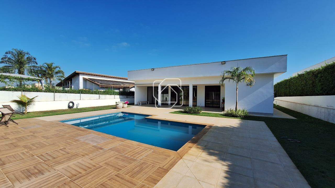 Casa de Condomínio à venda em Salto - SP - Terras de Mont Serrat: Área da piscina
