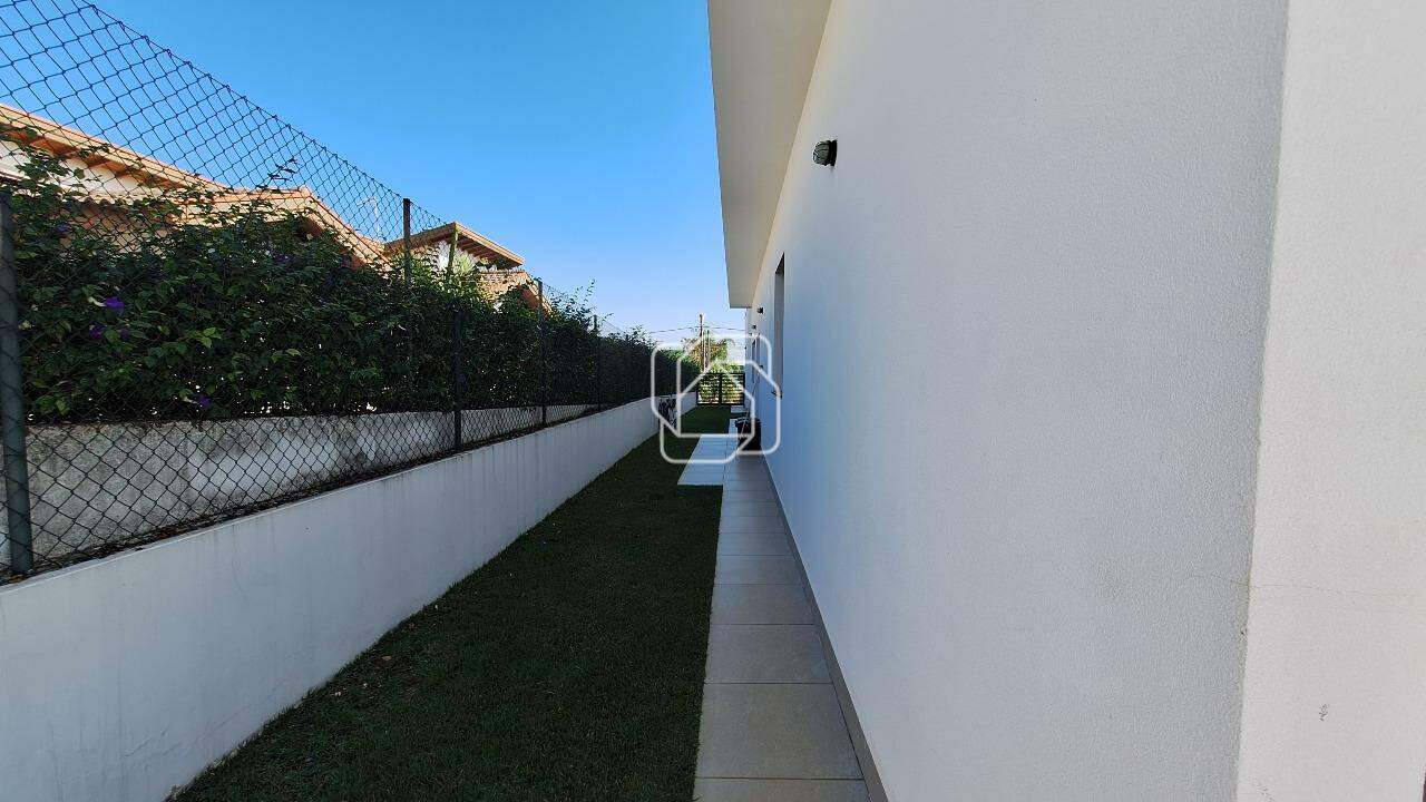 Casa de Condomínio à venda em Salto - SP - Terras de Mont Serrat: Área externa