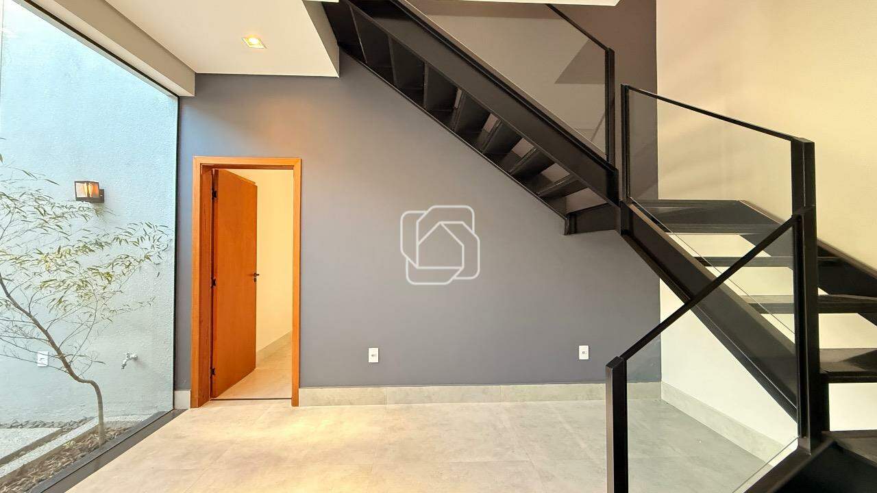 Casa de Condomínio à venda em Indaiatuba - SP - Residencial Evidências: Corredor
