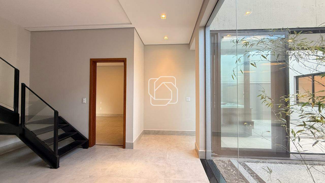 Casa de Condomínio à venda em Indaiatuba - SP - Residencial Evidências: Corredor