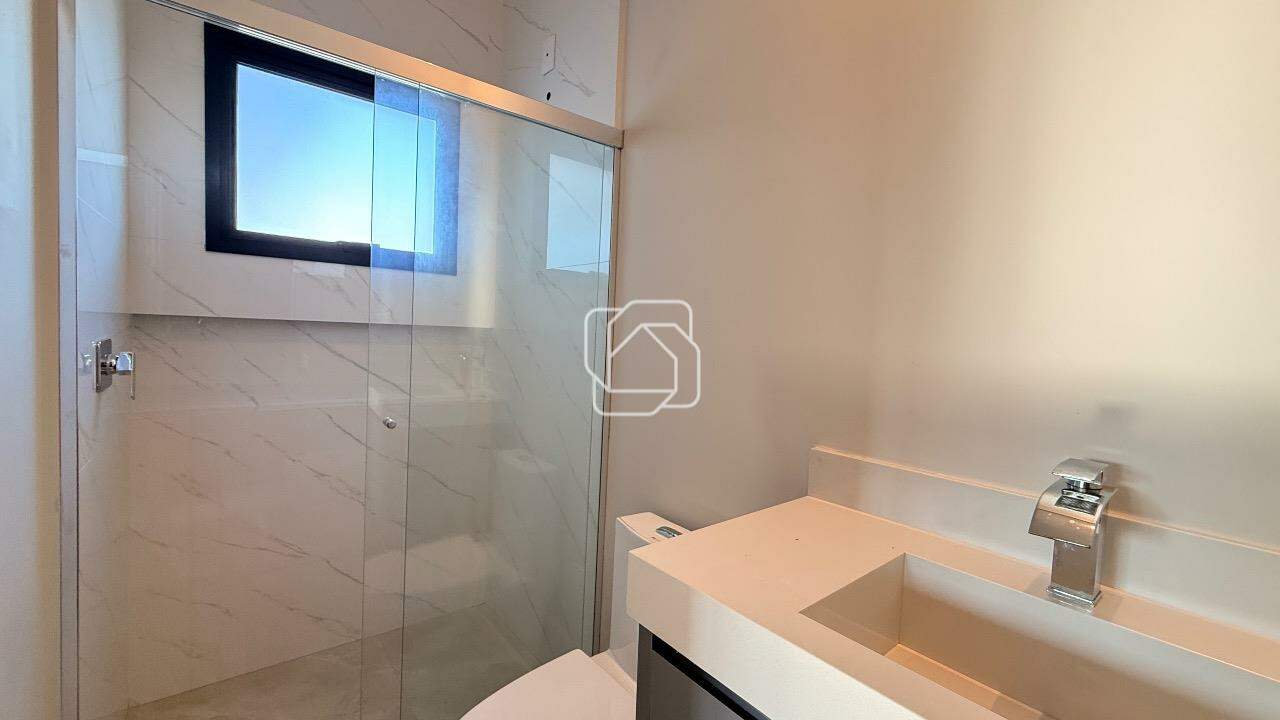 Casa de Condomínio à venda em Indaiatuba - SP - Residencial Evidências: Banheiro