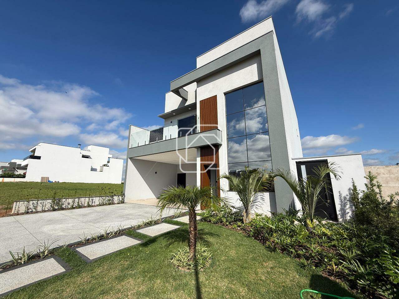 Casa de Condomínio à venda em Indaiatuba - SP - Jardim Residencial Dona Maria Cândida: Fachada