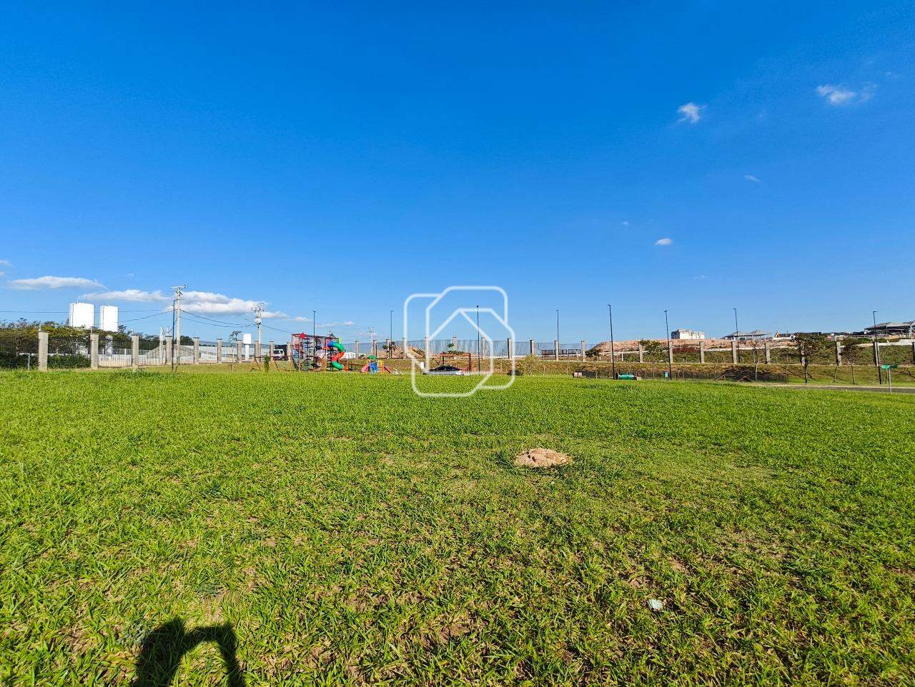 Terreno à venda em Indaiatuba - SP - Parque Villa dos Pinheiros: Visão geral do terreno