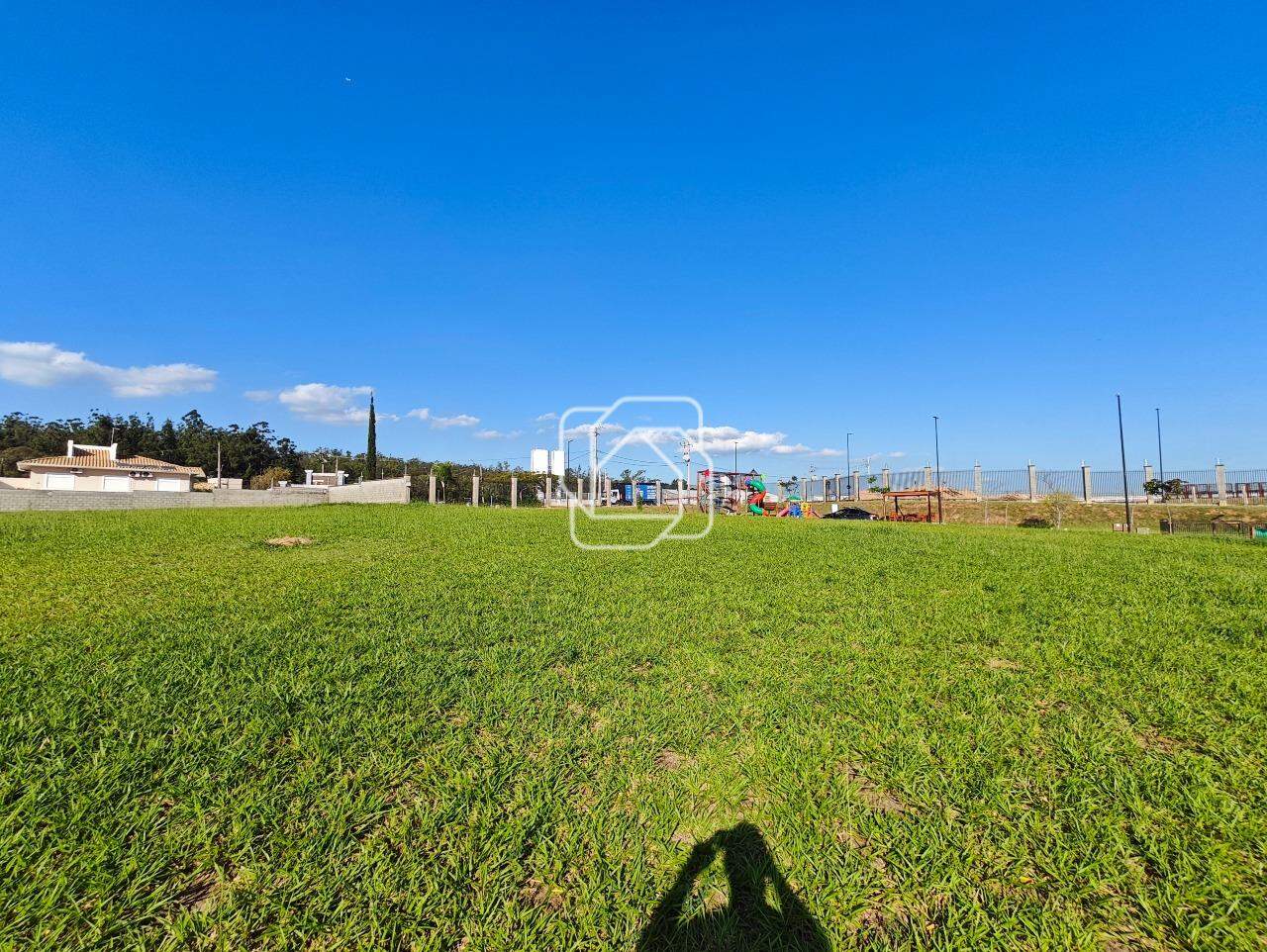 Terreno à venda em Indaiatuba - SP - Parque Villa dos Pinheiros: Visão geral do terreno