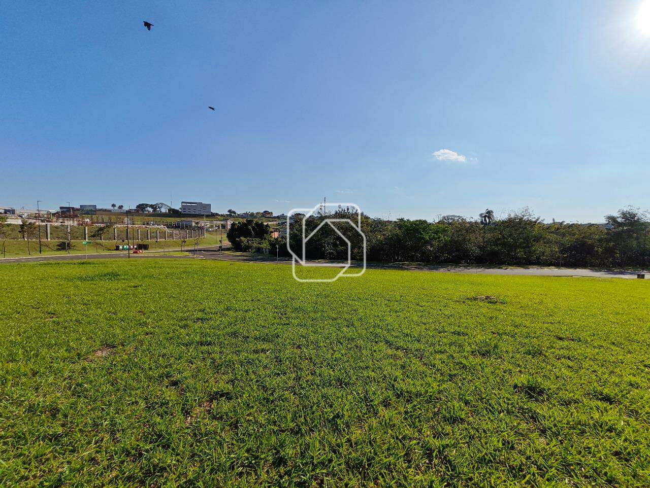Terreno à venda em Indaiatuba - SP - Parque Villa dos Pinheiros: Visão geral do terreno