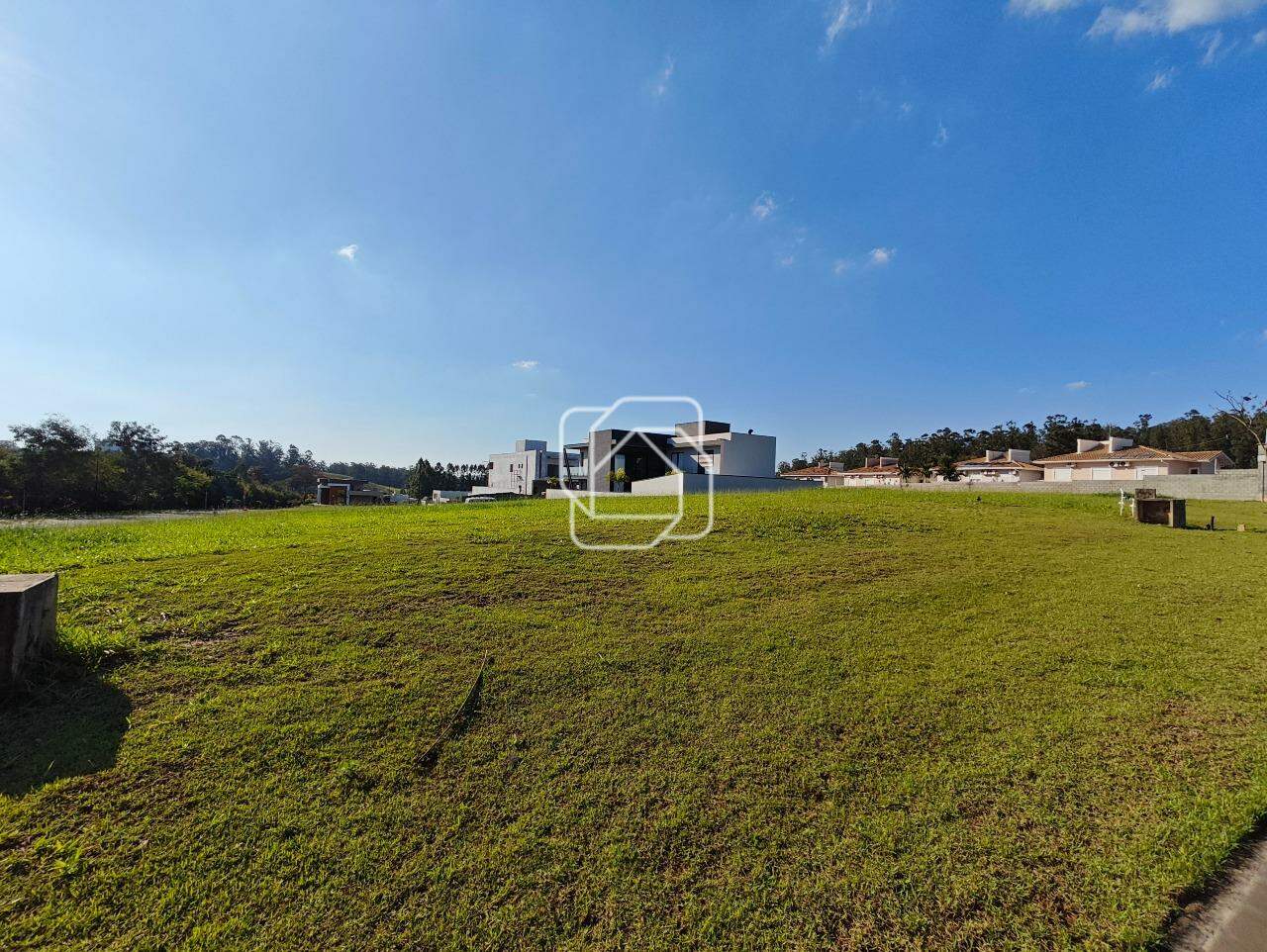 Terreno à venda em Indaiatuba - SP - Parque Villa dos Pinheiros: Visão geral do terreno
