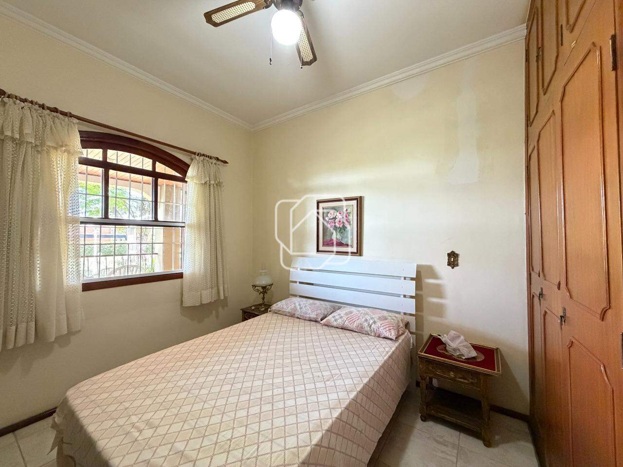 Casa de Condomínio à venda em Indaiatuba - SP - Recanto das Flores: Dormitório