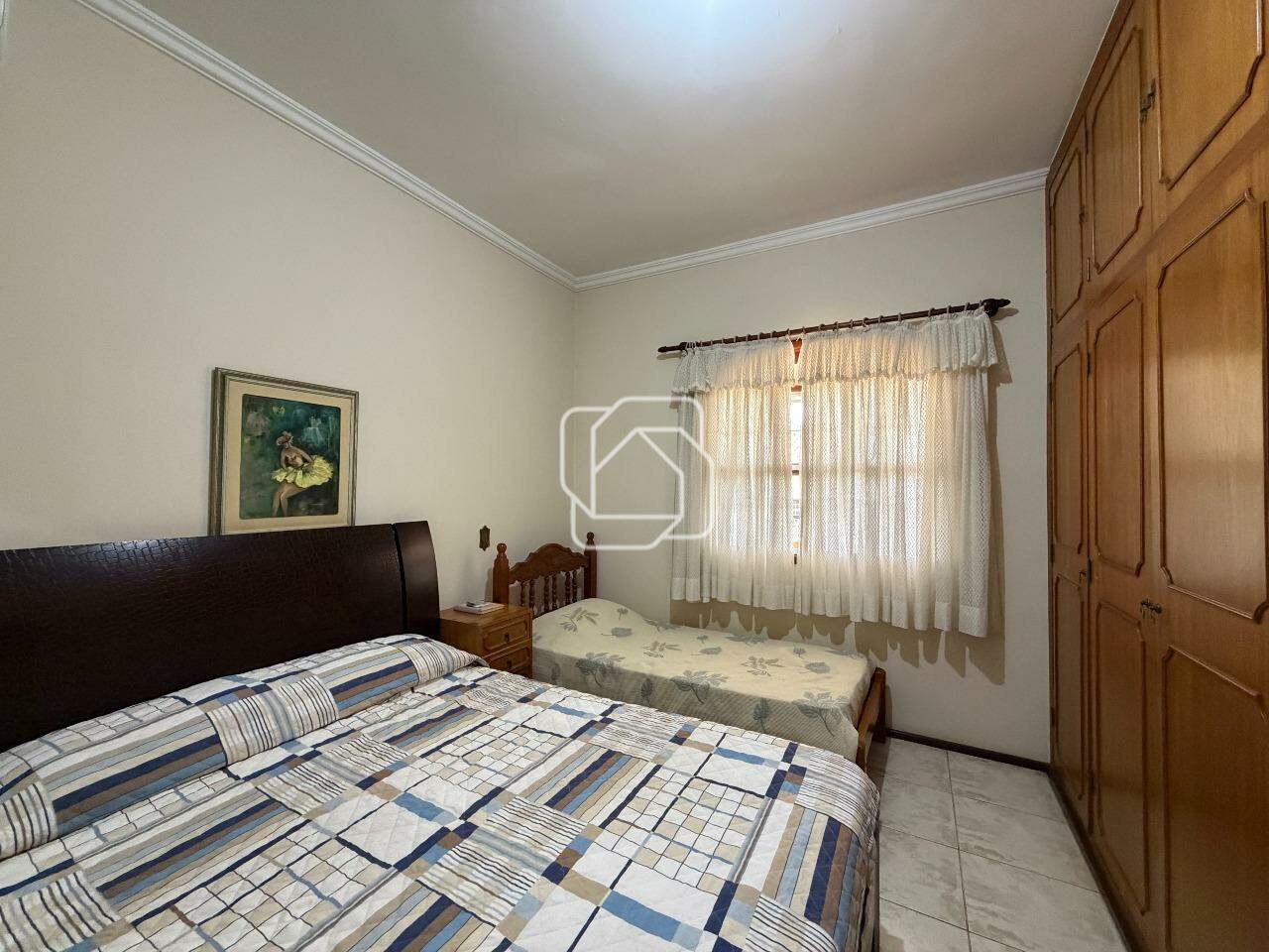 Casa de Condomínio à venda em Indaiatuba - SP - Recanto das Flores: Dormitório
