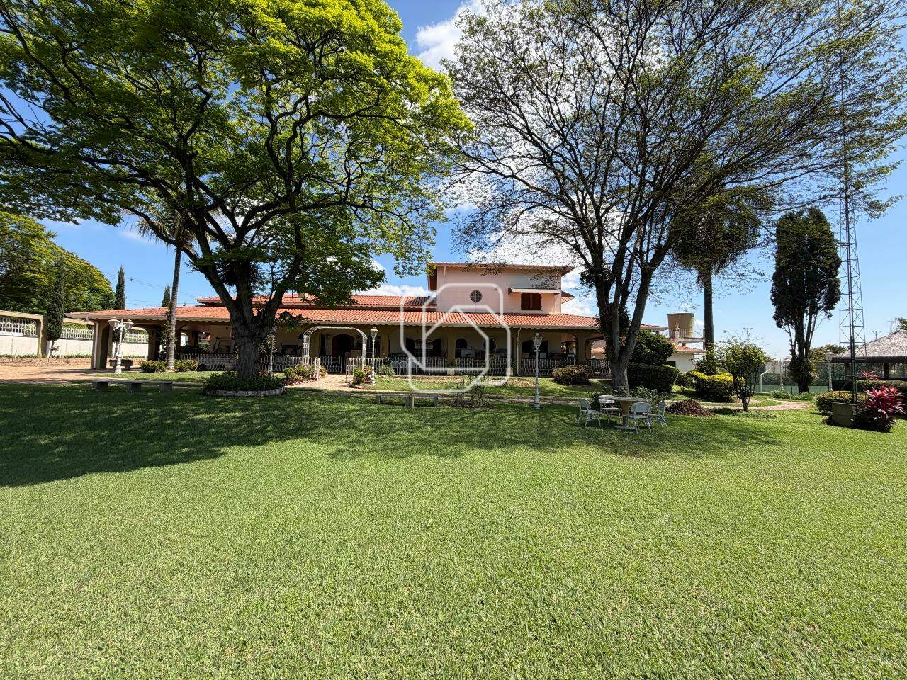 Casa de Condomínio à venda em Indaiatuba - SP - Recanto das Flores: Área externa