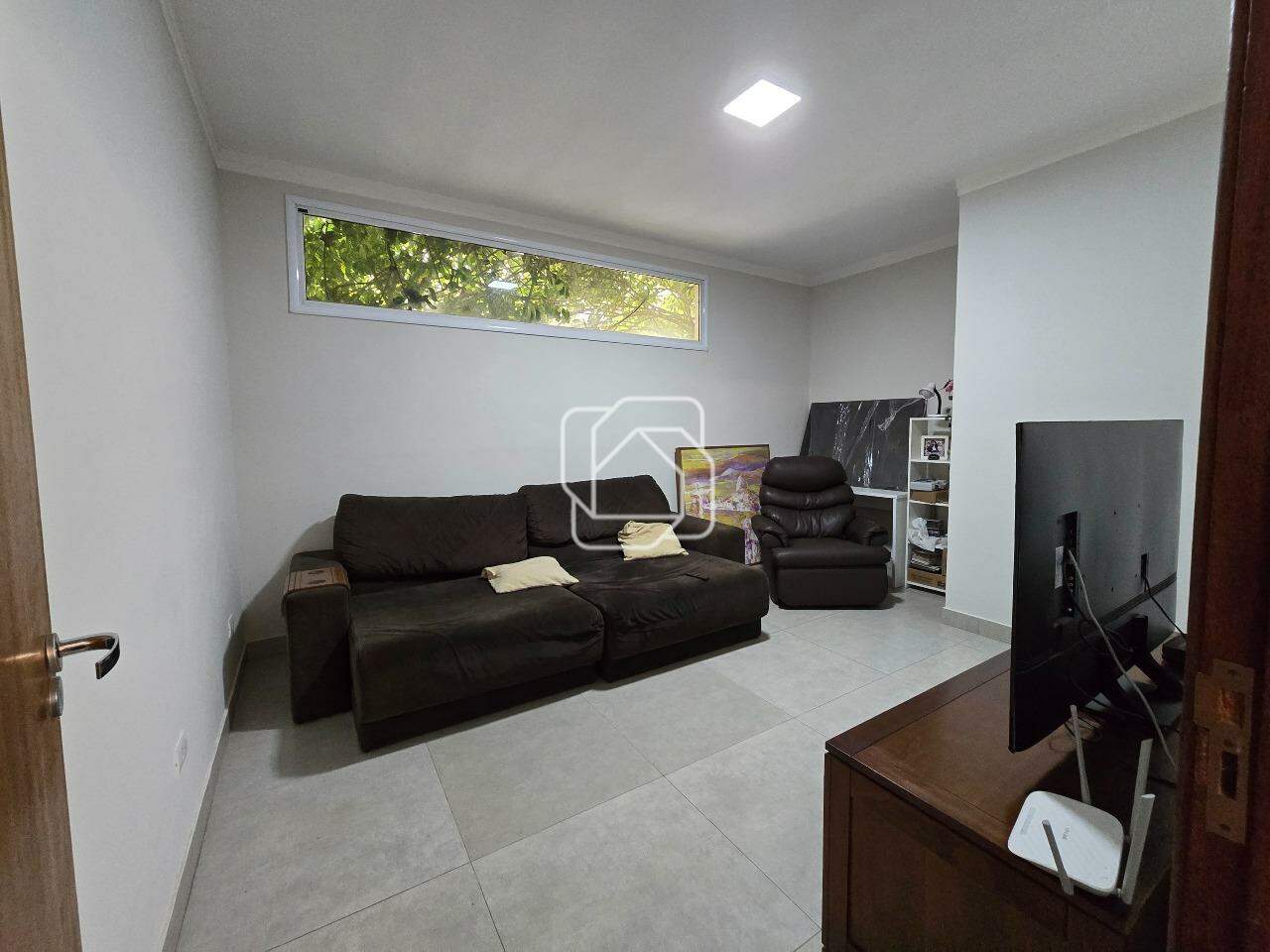 Casa de Condomínio à venda em Salto - SP - Terras de Mont Serrat: Sala de TV